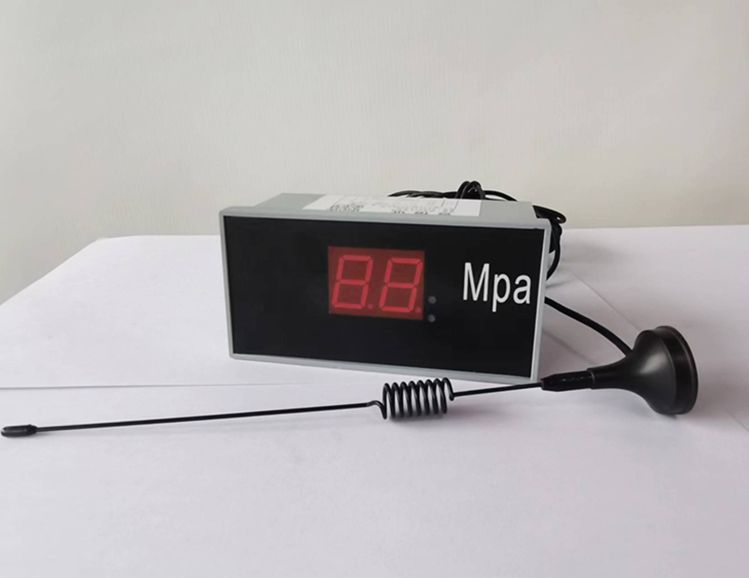 數(shù)顯壓力變送器控制板開發(fā)